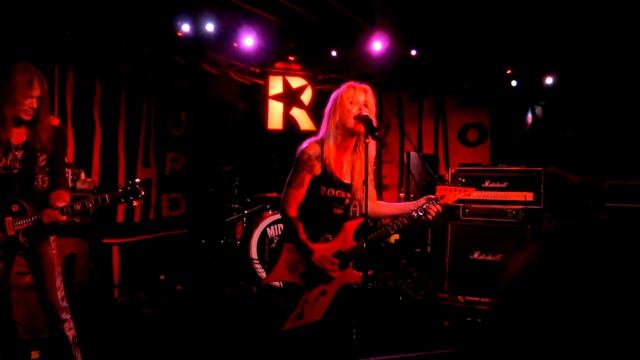 Lita Ford 06 - Back To The Cave смотреть онлайн