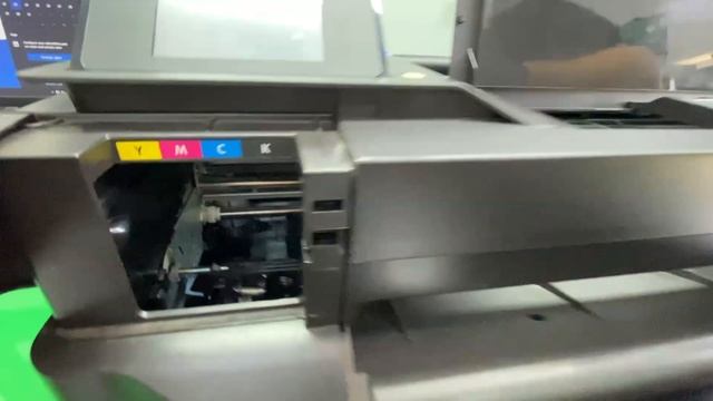 Limpeza da Fita Encoder nas Plotter HP T120 T130 T520 T530 e Similares смотреть онлайн