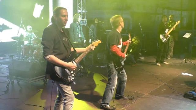 Saint Petersburg Pink Floyd Show -2- мотофестиваль St.Petersburg Harley®Days 2017 (06.08.2017) HD смотреть онлайн