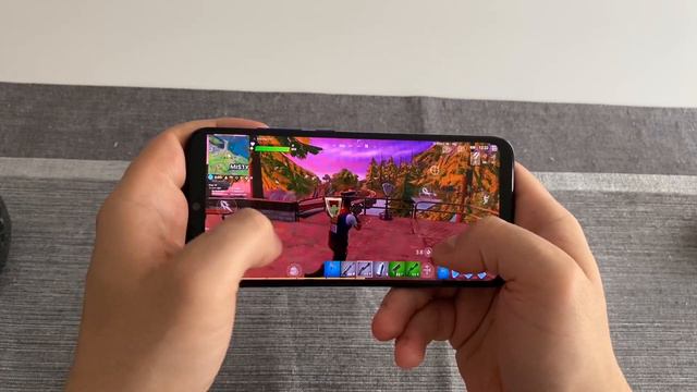 FORTNITE MOBILE Xiaomi Mi A3 | MEDIUM + 30 FPS смотреть онлайн