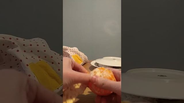 Как правильно чистить мандарины смотреть онлайн