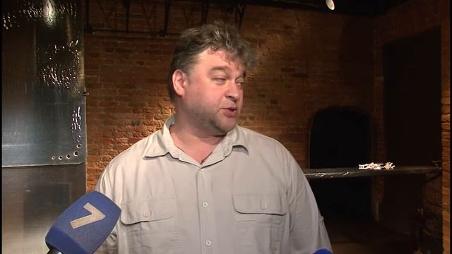 Чеховская «Душечка» играет на маракасах на сцене Камерного театра смотреть онлайн