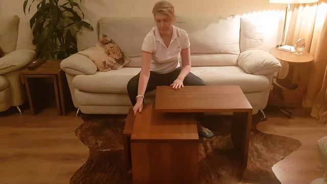 Журнальный стол из натурального дерева. Оригинальный столик. Столик приставной. смотреть онлайн