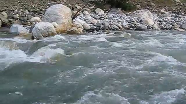 Ямуна в Гималаях