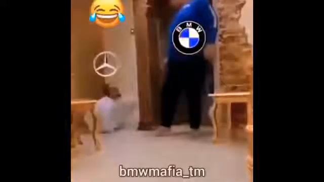 BMW против MERCEDES (гонки,приколы,дрифт)