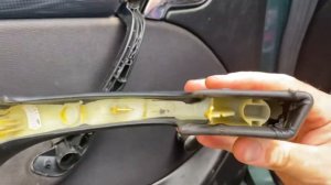 Снять обшивку двери (карту) w202 рестайлинг