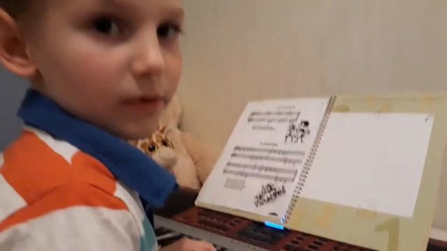 Новая школа фортепиано, Катя,прогулка,Вышла курочка гулять,собачий вальс смотреть онлайн