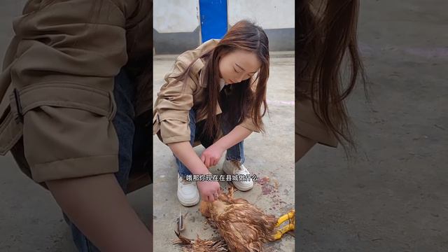 我爸爸去世了妈妈喝毒殉情，哥哥在外面打工供我们读书，谢谢王哥送东西给我们帮助！【王哥记录生活】 смотреть онлайн