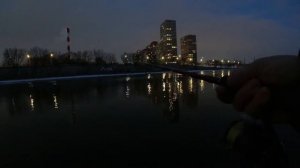 Ночной судак на МОСКВЕ РЕКЕ. Ловля хищника на спиннинг с берега. Судак на воблер.