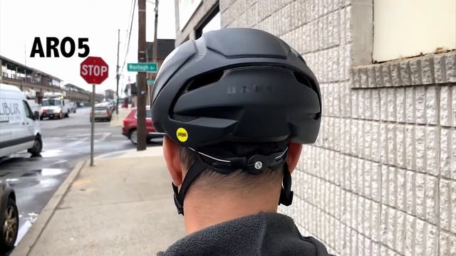 Oakley ARO 3/5 Helmet Overview смотреть онлайн