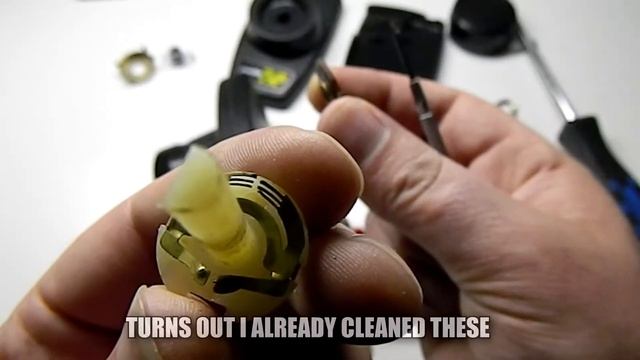 How to fix an Atari Paddle controller смотреть онлайн