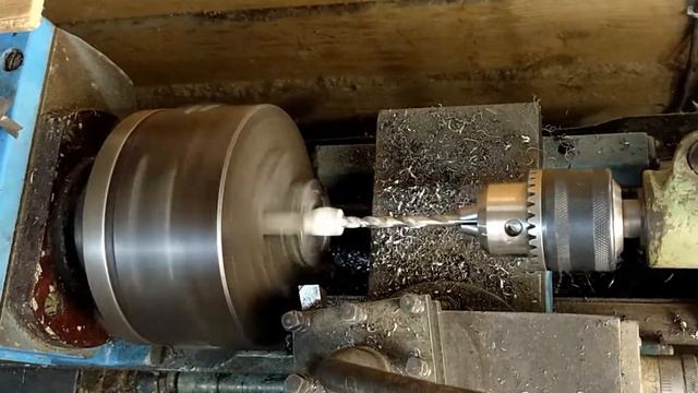 Расточка кулачков на токарном школьнике ТВ4. смотреть онлайн