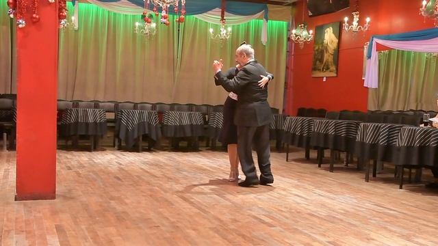 Horacio Prestamo y Andrea Ballestero en Porteño y Bailarin -1 смотреть онлайн