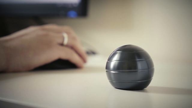 Кинетический антистресс Hypnosis смотреть онлайн