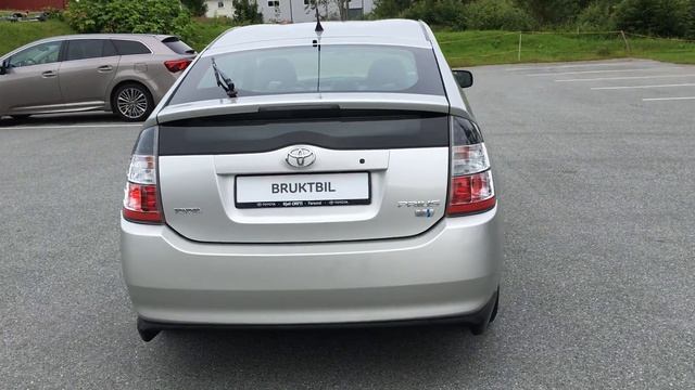 2005 Toyota Prius 1,5 Executive. смотреть онлайн