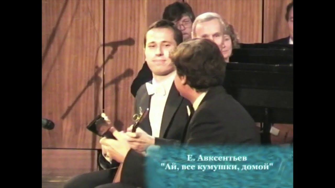 Ай, все кумушки, домой | All the girls go home смотреть онлайн