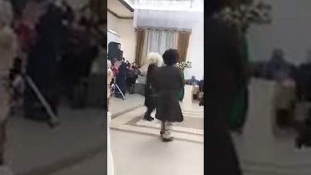 Красивый старинный танец смотреть онлайн