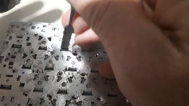 Разборка беспроводной клавиатуры эпл смотреть онлайн