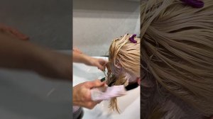 Из мелирования в тотал блонд