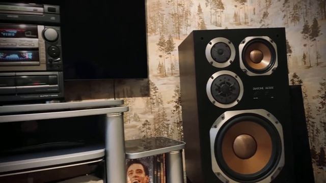 Aiwa NSX-F9 Diatone DS-505 смотреть онлайн