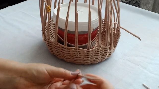 Плетеный домик-гриб из бумажной лозы. Декор для дома. Часть 1 смотреть онлайн