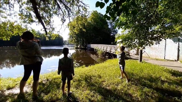 Где погулять в Москве. Парк "Парк Заречье" смотреть онлайн