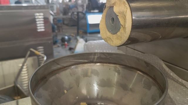 Puffed corn balls snack making processing machine extruder line Chenyang смотреть онлайн
