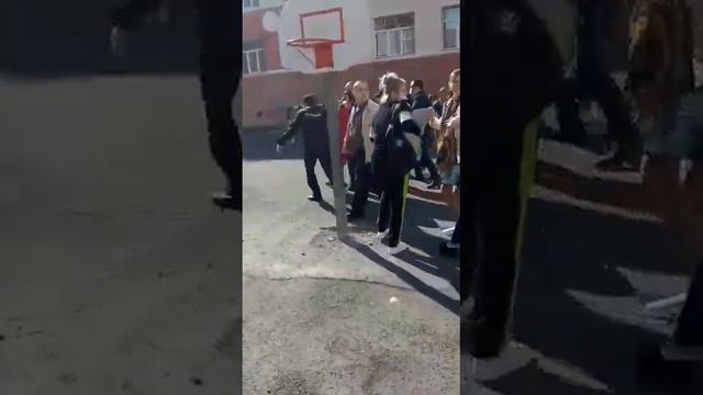 Полиция это не милиция смотреть онлайн