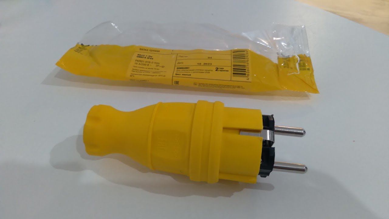Обзор на силовую вилку IEK ВБп3-1-0м ОМЕГА IP44 PKR01-016-2-K05 в желтом цвете смотреть онлайн