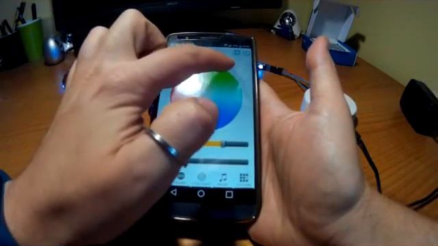 Videorecensione ITA Sunix® RGB / RGBW Regolatore, 12V-24V Mini Wireless WiFi смотреть онлайн