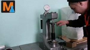 Видеобзор твердомера по Роквеллу ТК-2М