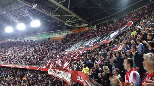 Sfeeractie VAK410 tijdens Ajax - RKC Waalwijk (26-10-2013) смотреть онлайн