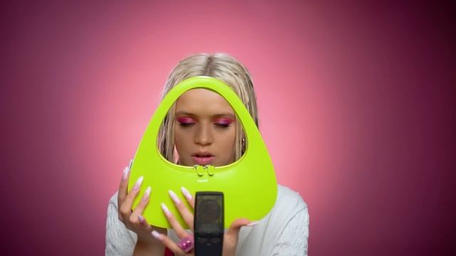 Юлия Гаврилина | Звуки любимых вещей | Fashion ASMR смотреть онлайн