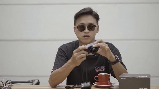 Nyobain pake Ricoh gr iii, TERNYATA...!!! смотреть онлайн