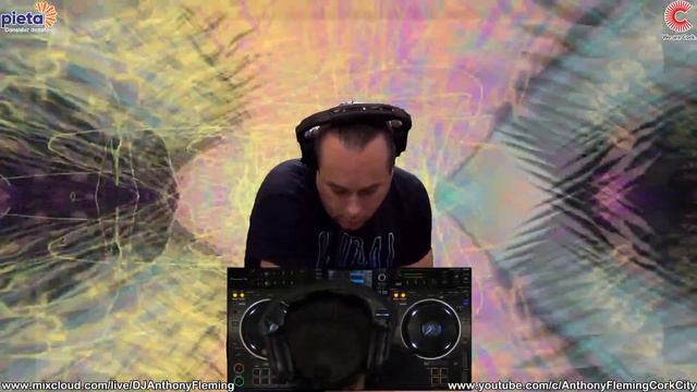 St. Stephen's Night House Party No.5. Live from HQ! смотреть онлайн