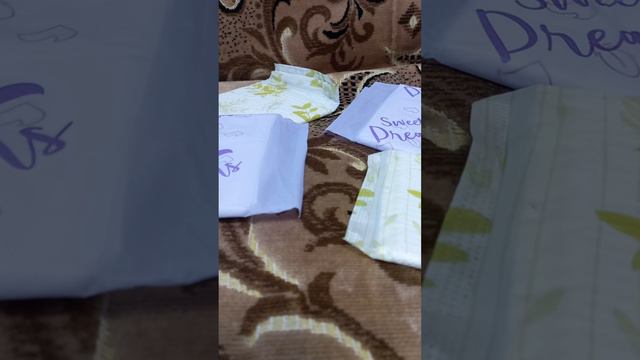 //Первые месячные 🩸??// отношение с учителями!! смотреть онлайн