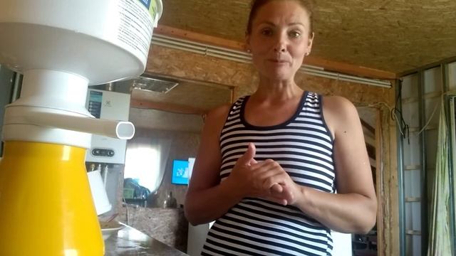 Сепарирую молоко.Жидкие сливки....Многодетная мама нарушает закон?.Обезжиренное молоко для сыра. смотреть онлайн