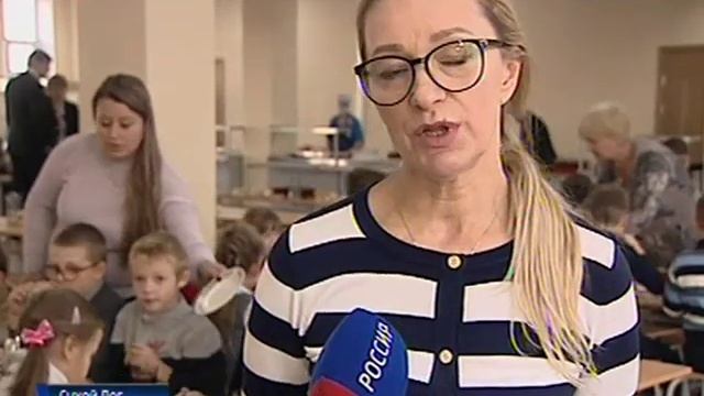 В СУХОМ ЛОГУ ПОСЛЕ РЕМОНТА ОТКРЫЛАСЬ ОДНА ИЗ САМЫХ БОЛЬШИХ ШКОЛ смотреть онлайн