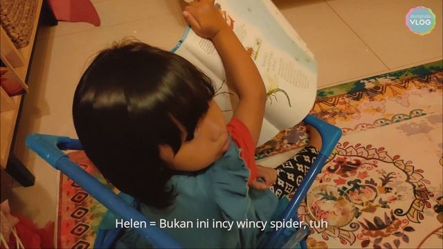 Tips Memilih Lemari Idaman - Unboxing Kezia Glass Door Cabinet By Ifurnholic