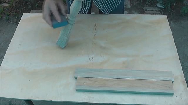 Необычная морилка для дерева.