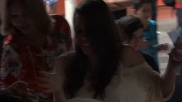 NATASHA DUTRA DUQUE CESAR Recebe Seu Diploma De Ensino Fundamental