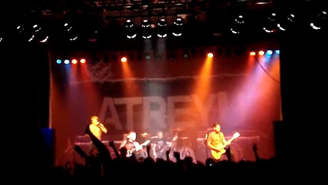 Atreyu - You eclipsed by me (Live @ Wolverhampton 15/11/2007) смотреть онлайн