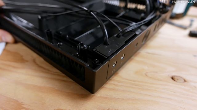CASE MOD! Adding a 10Gbps USB 3.1 Gen2 Type-C Plug смотреть онлайн