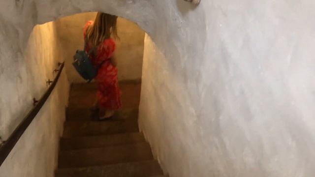 Как пытали людей в замке Локет | Loket Castle смотреть онлайн