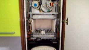 Gaz34.ru Газовый котел Ariston BS 24 FF. Полное ТО  в Волгограде.