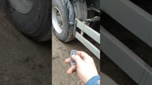 сделали подъемную ось с пульта прицепа тонар