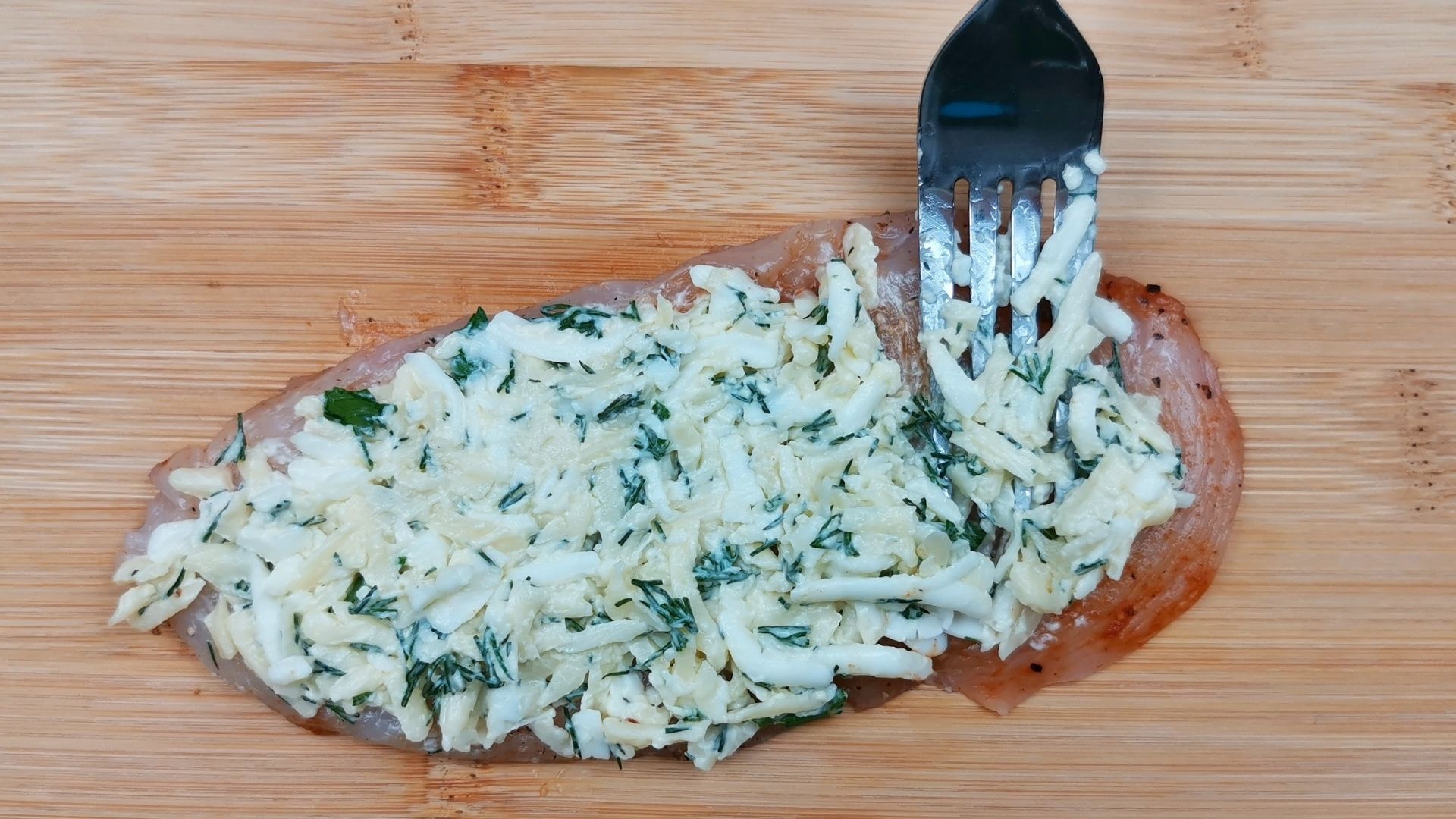 Куриные рулетики.