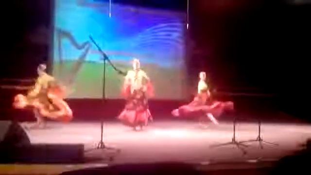 хореографический ансамбль Пируэт танец трио Цыганочка смотреть онлайн