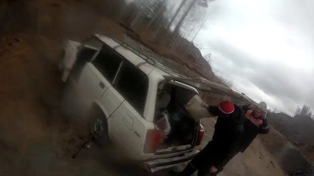 хотели ФОРЕЛЬ, а попали в БАНЮ. Рыбалка в гостях у Азата смотреть онлайн