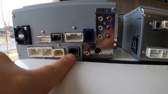 2011 Scion XB Radio Install смотреть онлайн